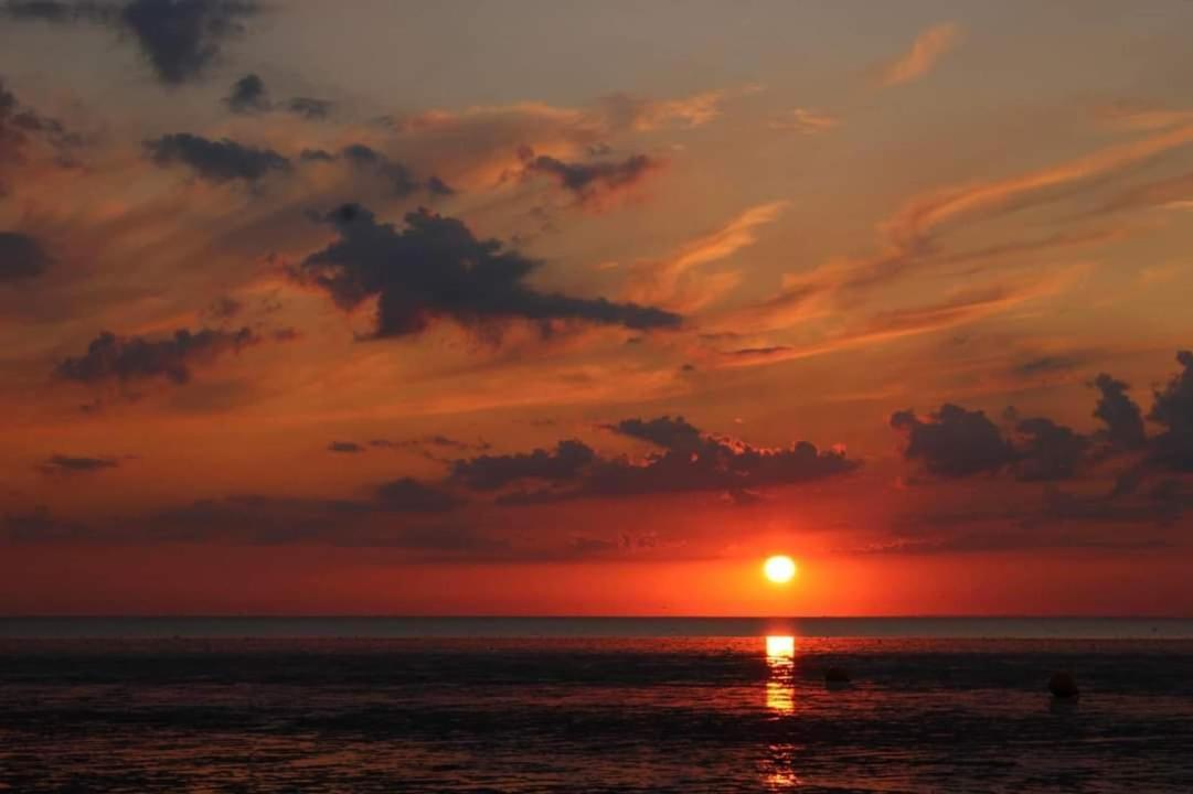 Sunset Retreat - Hunstanton Apartment Bagian luar foto